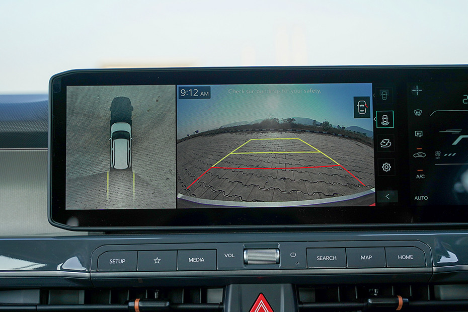 Kia Syros Reverse Camera View