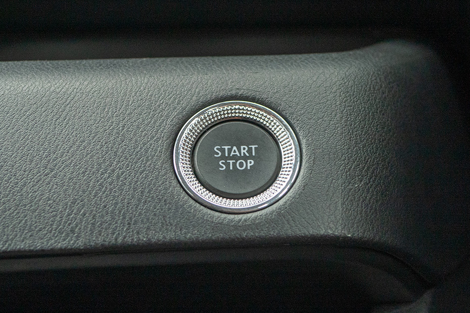 Nissan Nissan Magnite INTERIOR Controls and Buttons