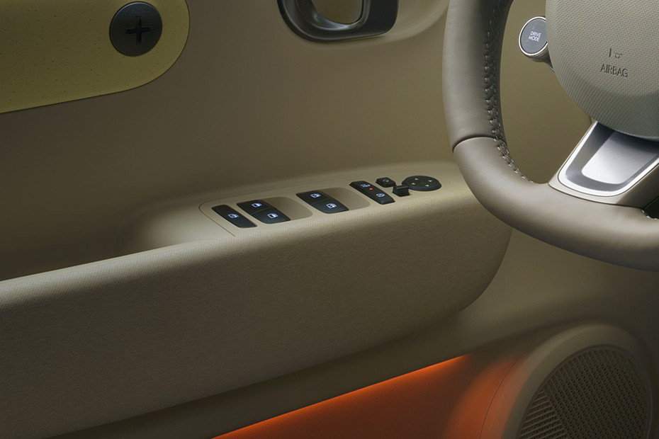 Hyundai Inster Door Controls