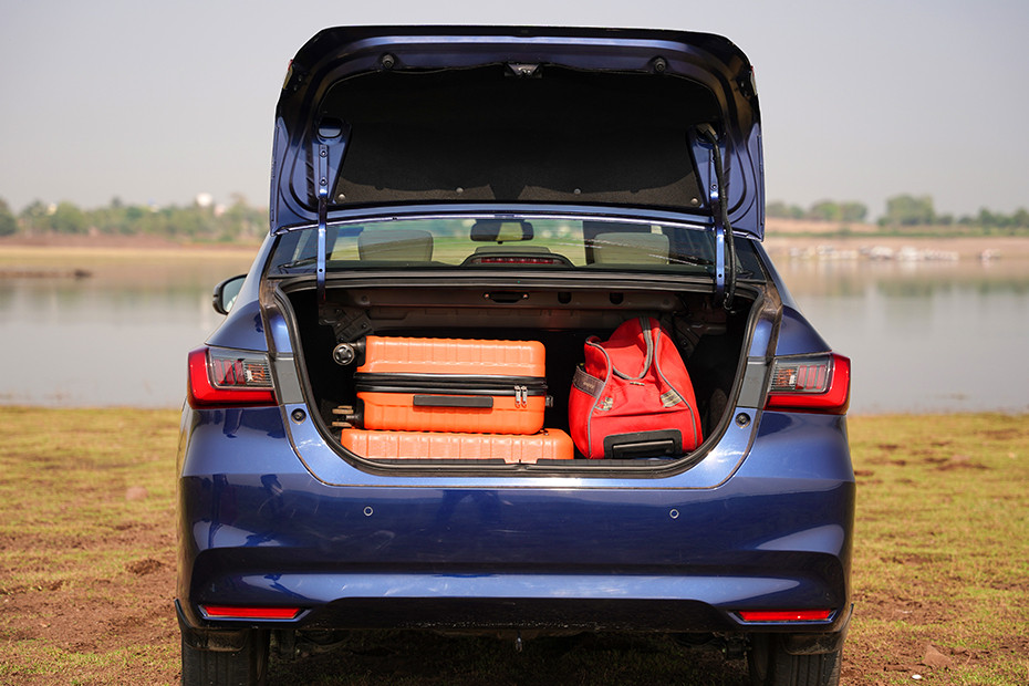 Honda Amaze Boot Space (With Luggage)