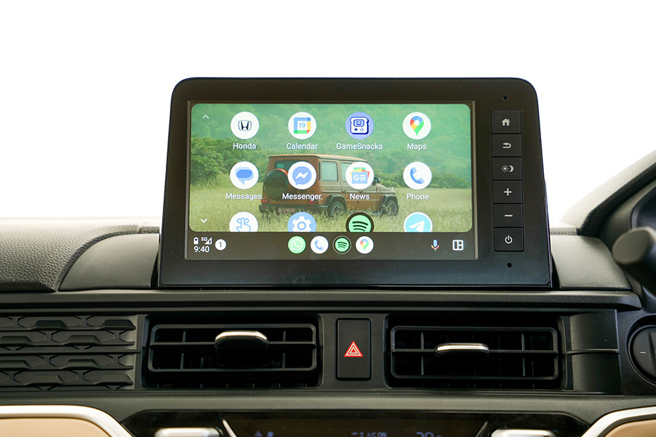 Honda Amaze Infotainment System