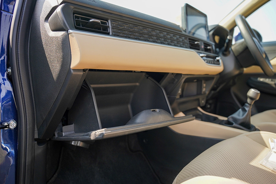 Honda Amaze Glovebox
