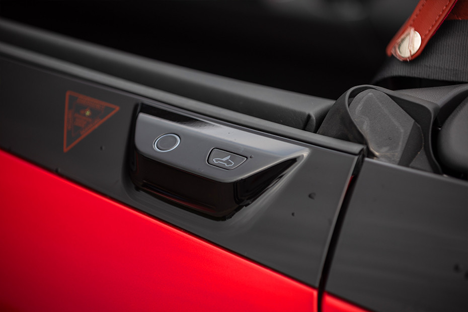 MG MG Cyberster EXTERIOR Details