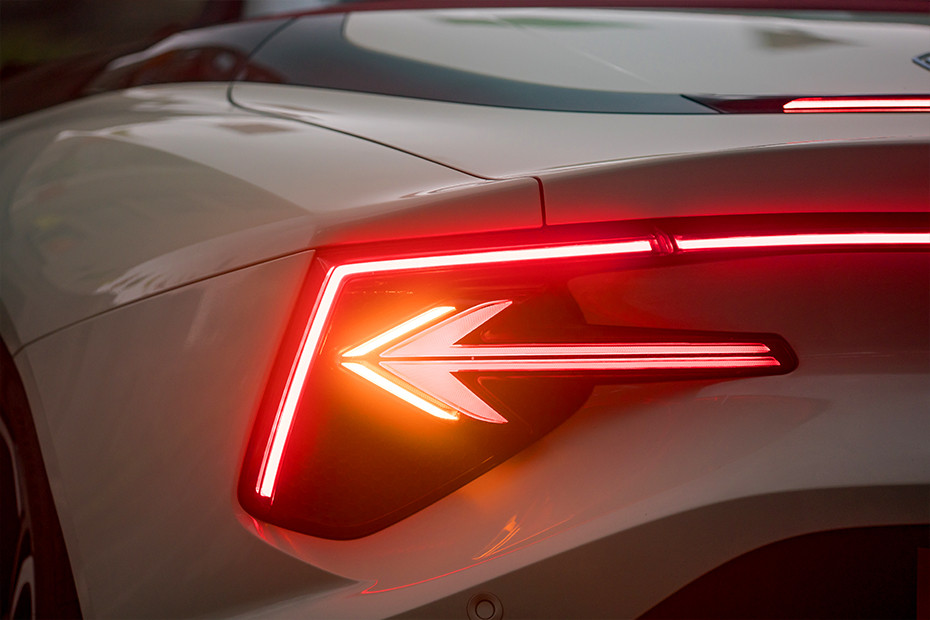 MG MG Cyberster EXTERIOR Lights