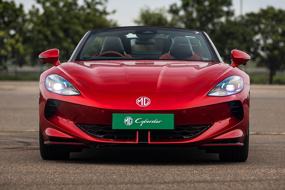 MG MG Cyberster EXTERIOR Looks