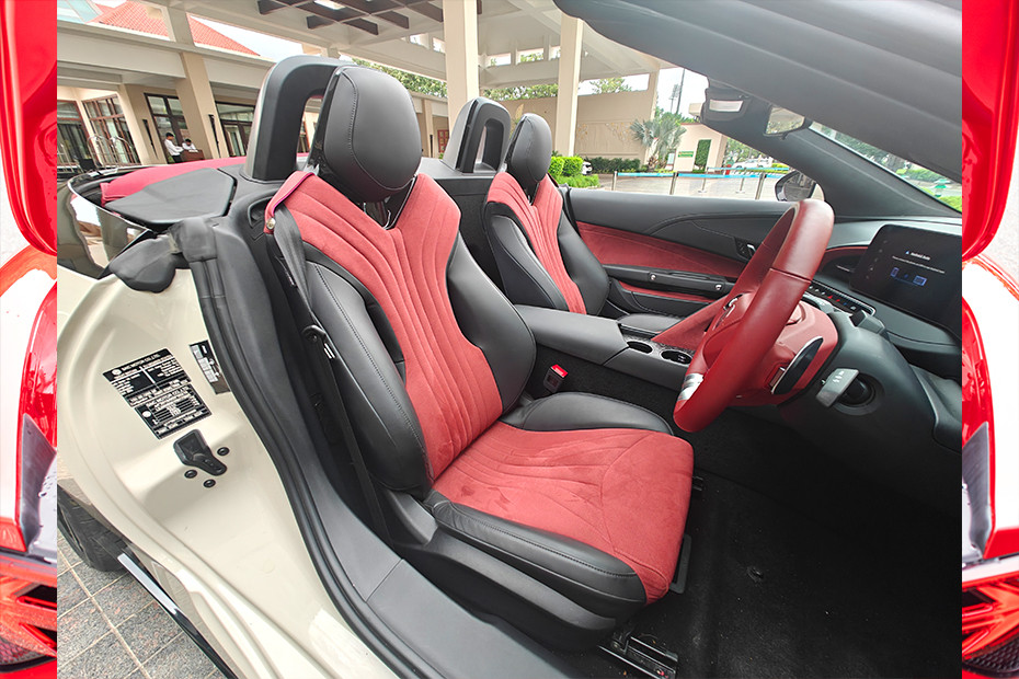 MG MG Cyberster INTERIOR Seats
