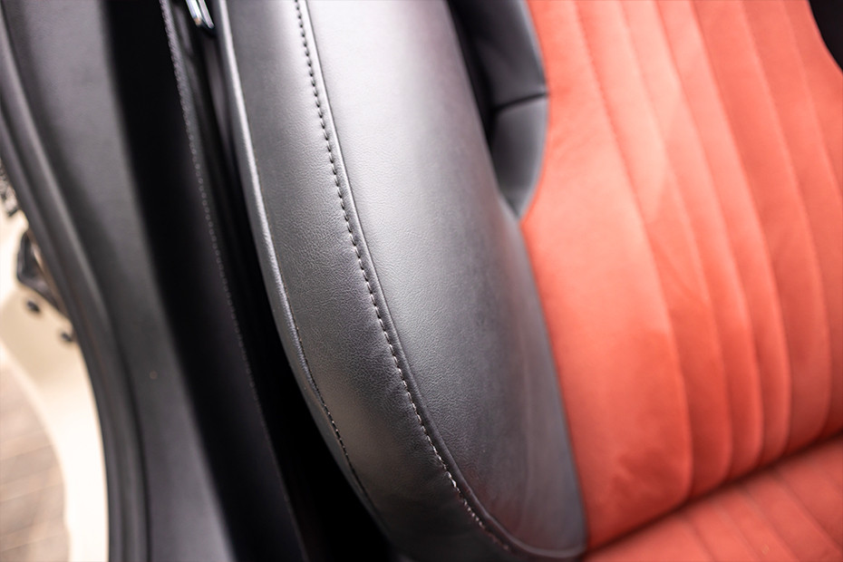 MG MG Cyberster INTERIOR Seats