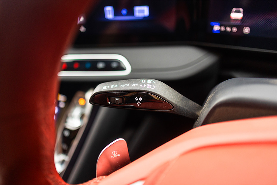 MG MG Cyberster INTERIOR Steering Wheel