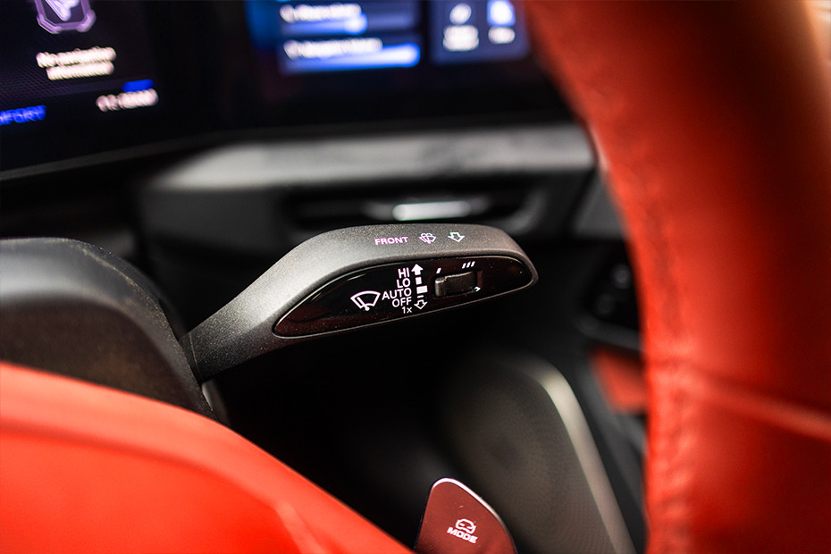 MG MG Cyberster INTERIOR Steering Wheel