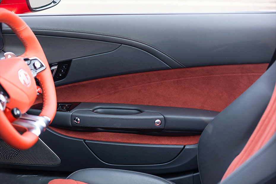 MG MG Cyberster INTERIOR Storage