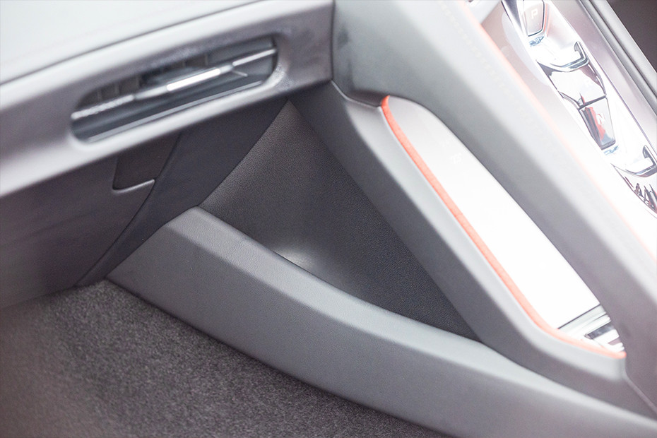 MG MG Cyberster INTERIOR Storage