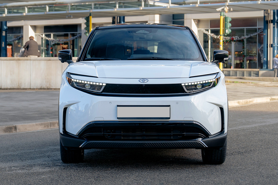 Toyota Urban Cruiser Front View