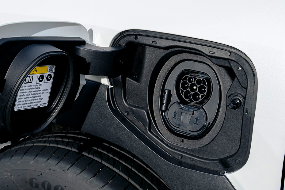 Toyota Urban Cruiser DEF Cap