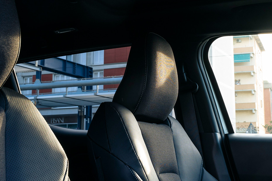 Toyota Urban Cruiser Front Seat Headrest