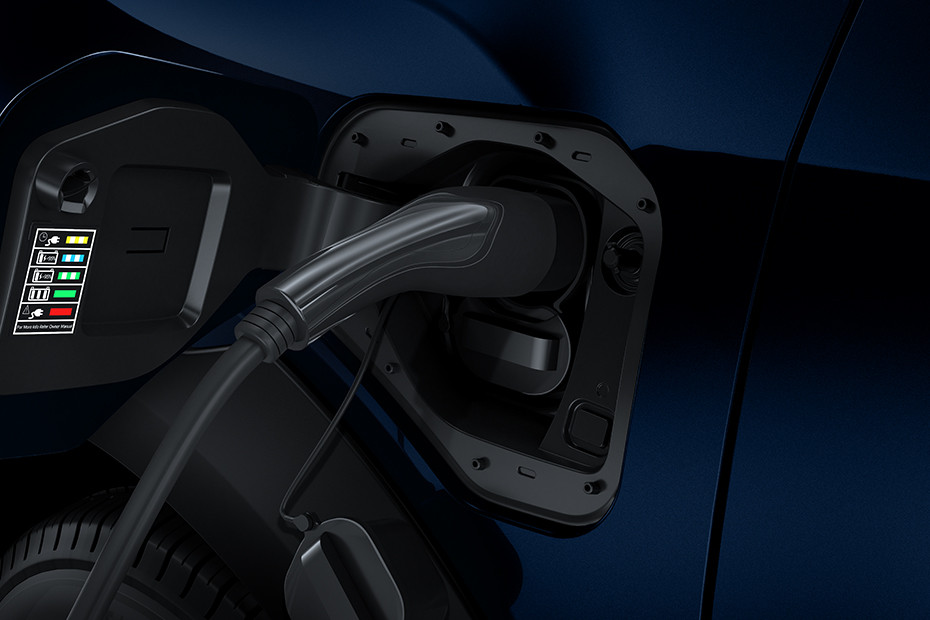 Mahindra XUV 3XO EV Charger