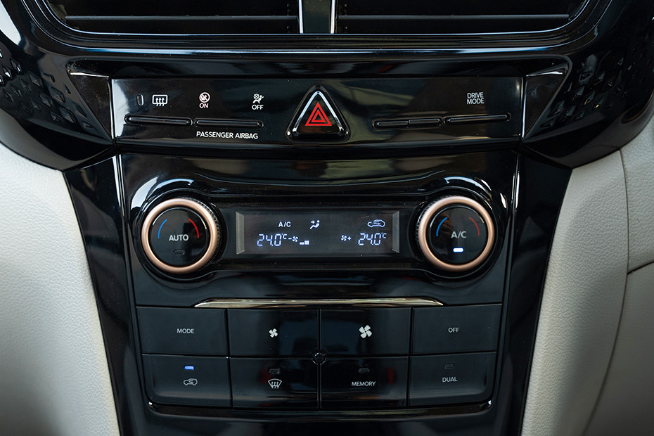 Mahindra XUV 3XO EV AC Controls