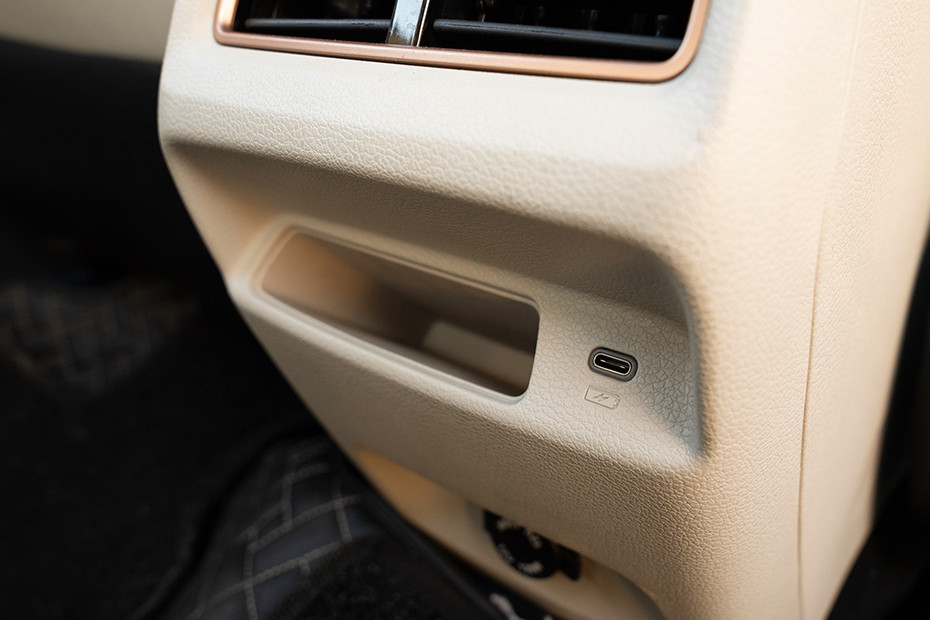 Mahindra XUV 3XO EV 12V Socket (Rear)