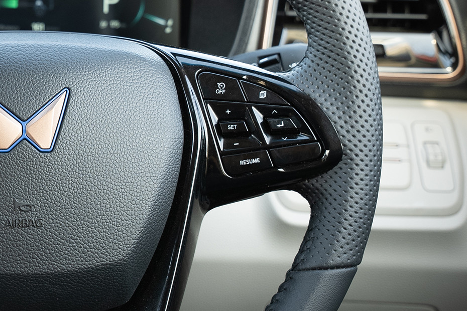 Mahindra XUV 3XO EV Steering Wheel Buttons (Right)