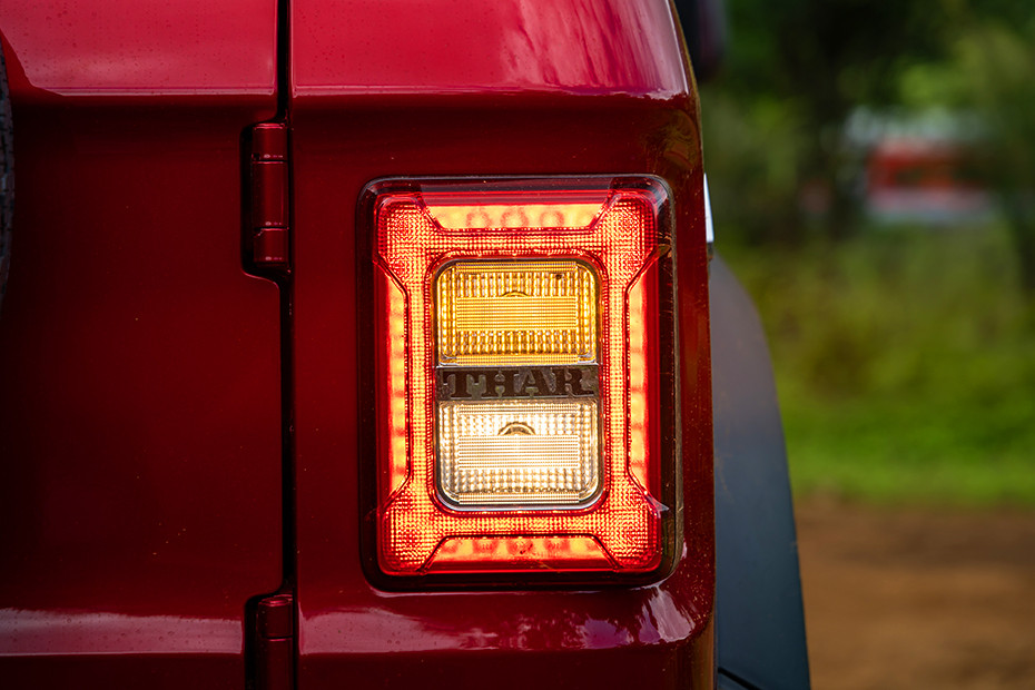 Mahindra Thar Turn Indicator (Rear)