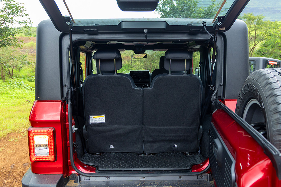 Mahindra Thar Boot (Open)