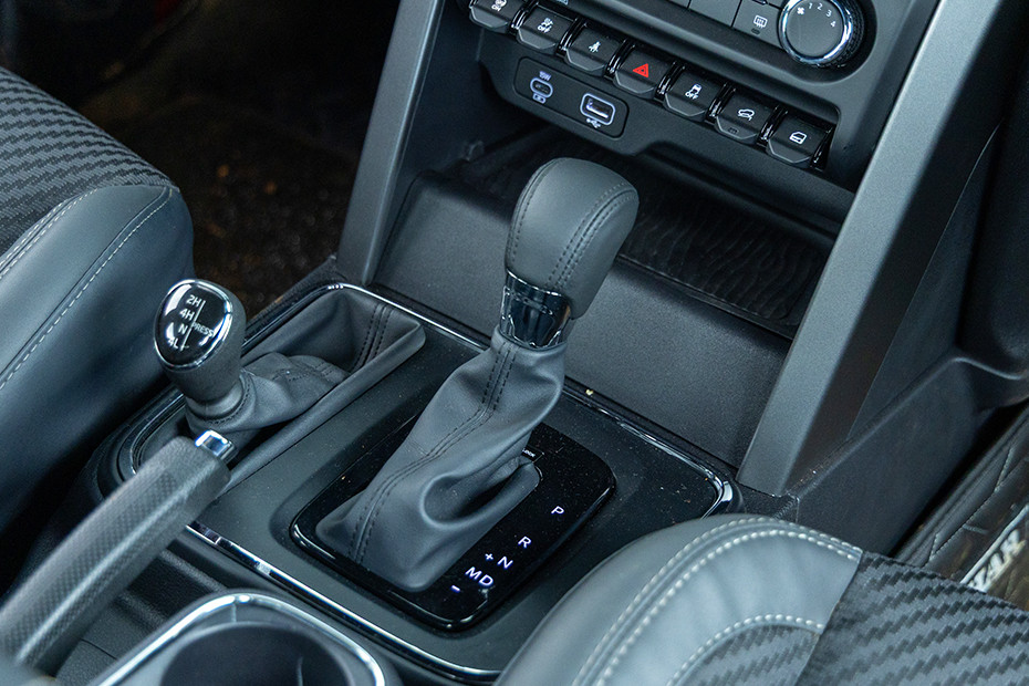 Mahindra Thar Gear Selector / Shifter