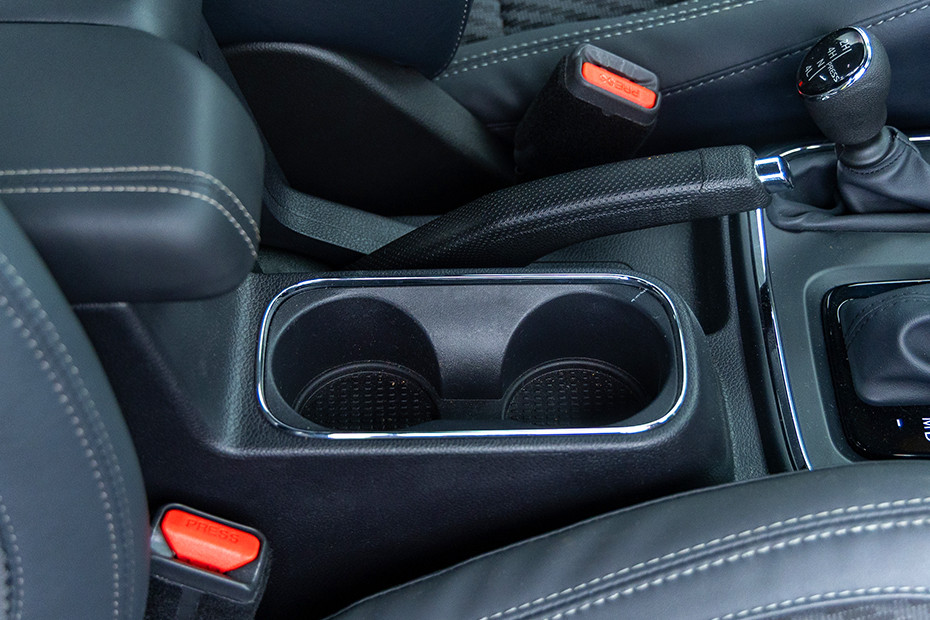 Mahindra Thar Handbrake