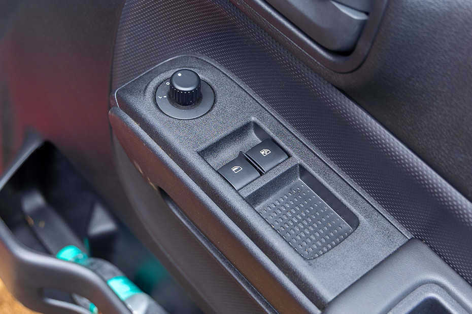 Mahindra Thar Door Controls