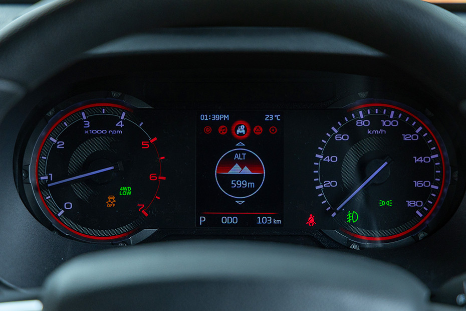 Mahindra Thar Instrument Cluster