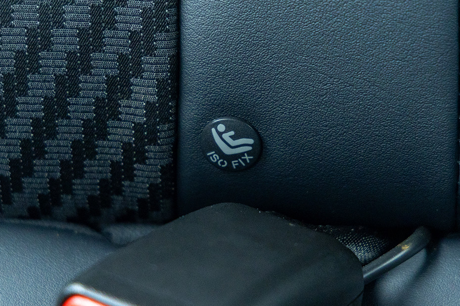 Mahindra Thar ISOFIX Child Seat Mount