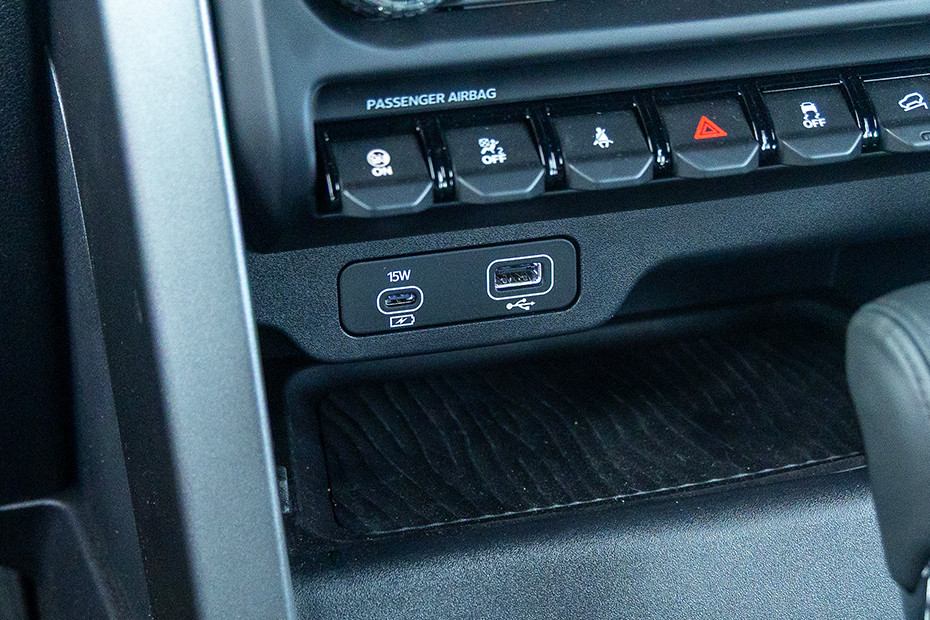 Mahindra Thar Centre Console Storage