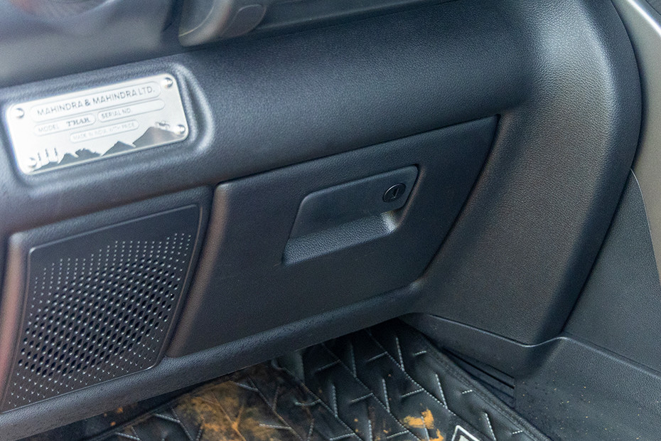 Mahindra Thar Glovebox (Closed)