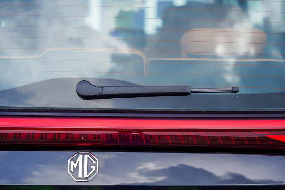 MG MG M9 EXTERIOR Details