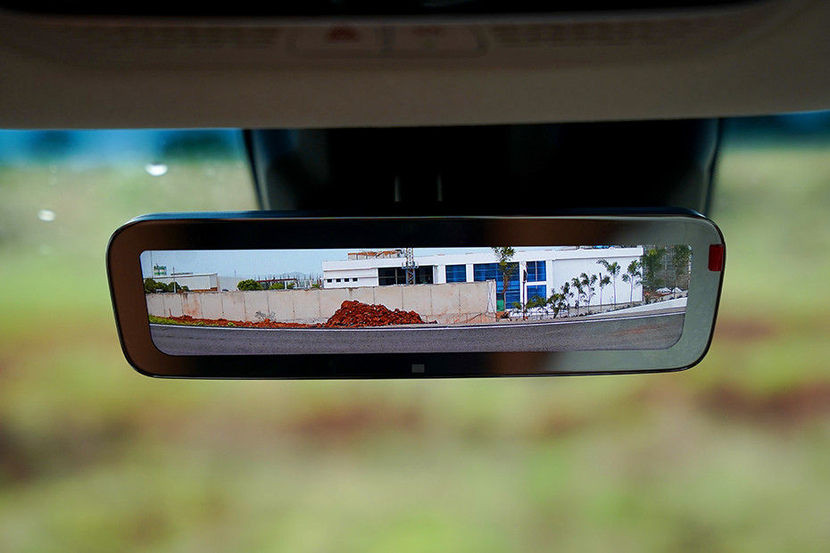 MG MG M9 INTERIOR Dashboard