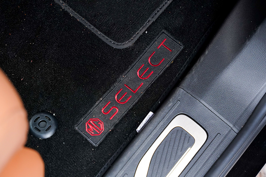 MG MG M9 INTERIOR Other Features