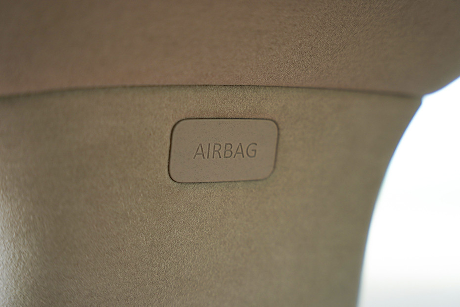 MG MG M9 INTERIOR Safety