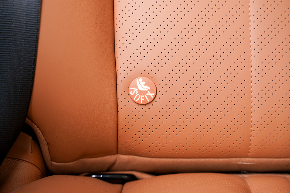 MG MG M9 INTERIOR Safety