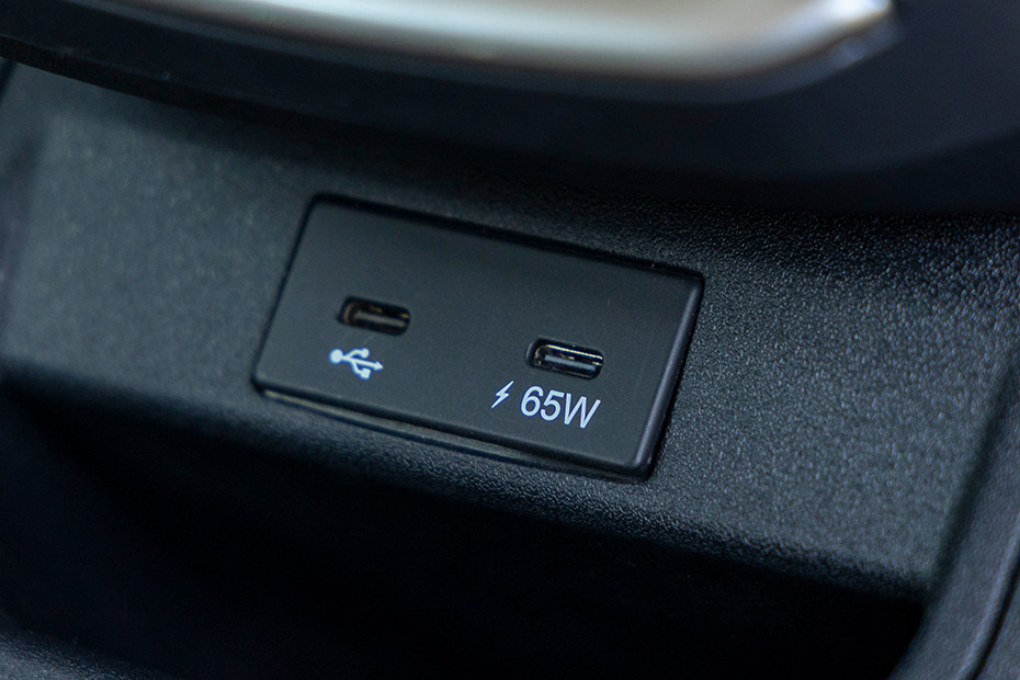 Tata Sierra USB Charging Port (Rear)