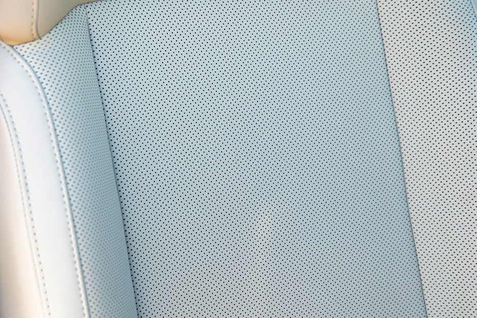 Tata Sierra Front Seat Ventilation (Close Up)