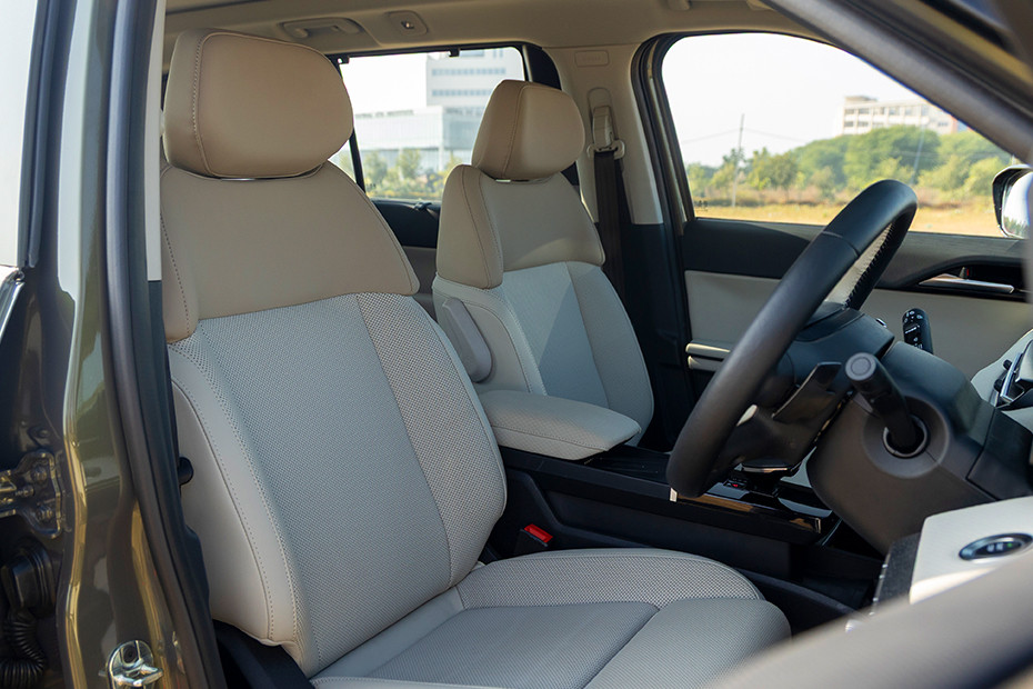 Tata Sierra Front Seat