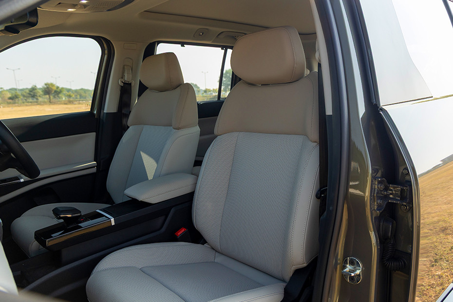 Tata Sierra Front Seats (Passenger View)