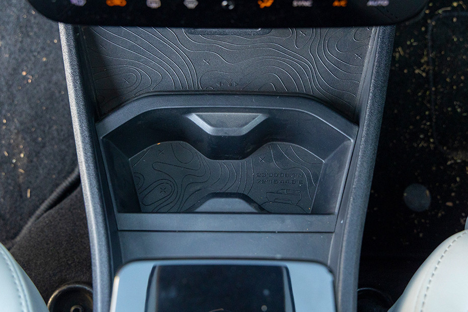 Tata Sierra Front Cup Holder