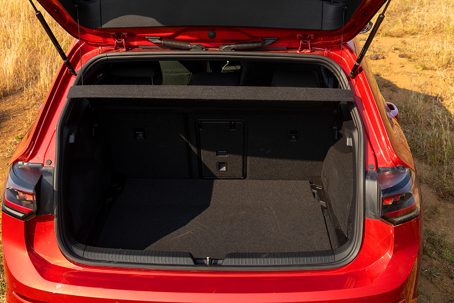 Volkswagen Volkswagen Golf GTI INTERIOR Boot