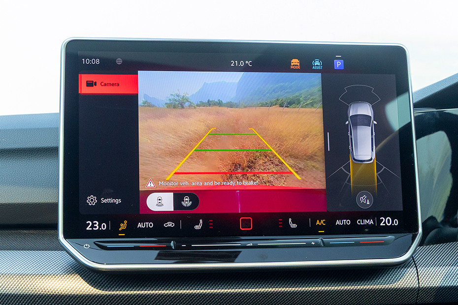 Volkswagen Volkswagen Golf GTI INTERIOR Infotainment System