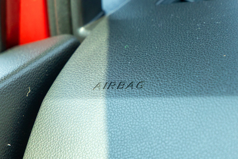 Volkswagen Volkswagen Golf GTI INTERIOR Safety