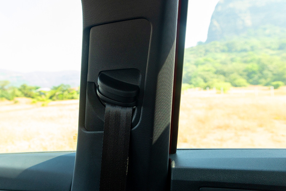 Volkswagen Volkswagen Golf GTI INTERIOR Safety