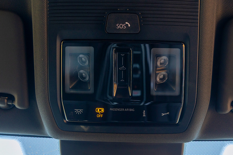 Volkswagen Volkswagen Golf GTI INTERIOR Sunroof