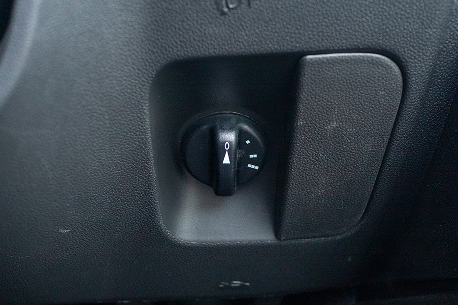 Renault Renault Kiger INTERIOR Controls and Buttons
