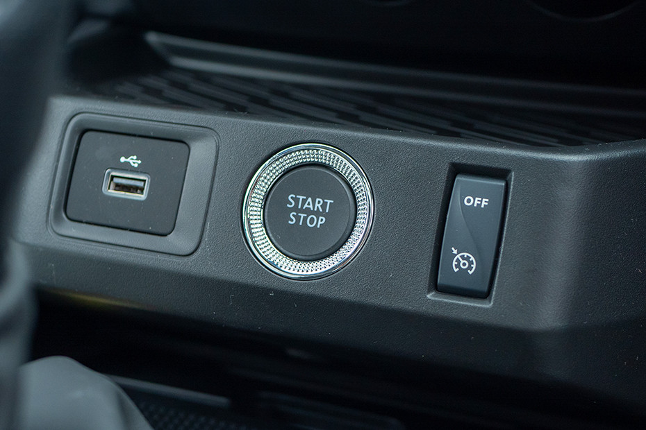 Renault Renault Kiger INTERIOR Controls and Buttons