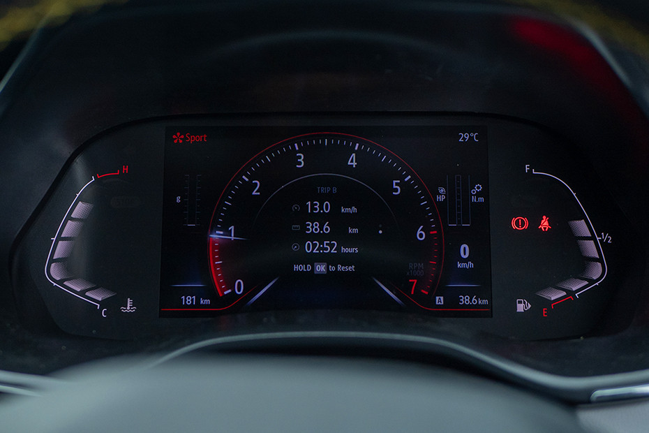 Renault Renault Kiger INTERIOR Instrument Cluster