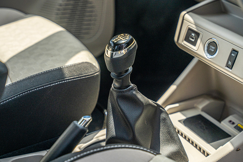 Renault Renault Triber INTERIOR Center Console